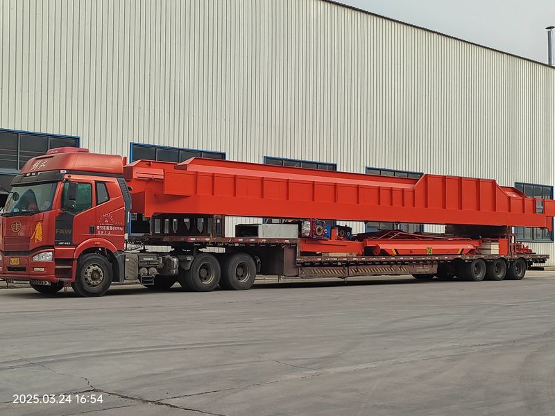 通用橋式起重機 QDXX32/5t—19.5m 電動單梁橋式起重機 2臺 LD10t—16.5m 制作完成，發(fā)往河北石家莊交付客戶使用。